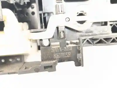 Автозапчастина б/у ліва передня зовнішня ручка для renault scénic iii (jz0/1_) 1.2 tce (jz16) посилання на oem iam 806070032r  