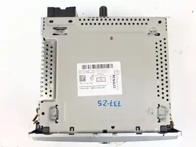 Second-hand car spare part audio system / radio cd for renault scénic iii (jz0/1_) 1.2 tce (jz16) oem iam references 281157698r  