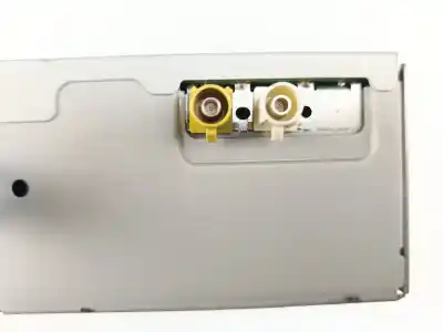 Second-hand car spare part audio system / radio cd for renault scénic iii (jz0/1_) 1.2 tce (jz16) oem iam references 281157698r  