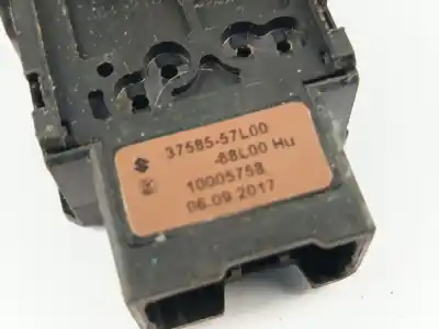 Second-hand car spare part esp button for suzuki vitara (ly) 1.6 allgrip (apk 416) oem iam references 3758557l00  