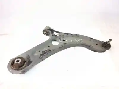 Peça sobressalente para automóvel em segunda mão braço de suspensão inferior dianteiro direito por hyundai i20 iii (bc3, bi3) 1.2 referências oem iam 54501q0000