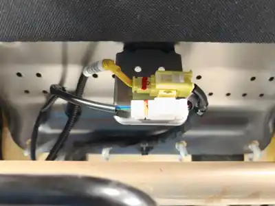 Peça sobressalente para automóvel em segunda mão assento dianteiro esquerdo por nissan note (e12) 1.2 referências oem iam   