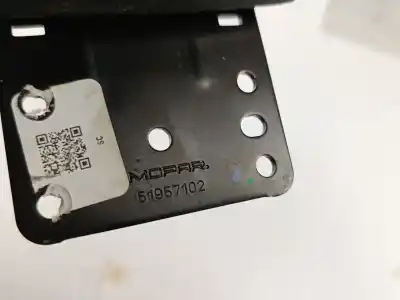 Peça sobressalente para automóvel em segunda mão apoio de braço consola central por jeep avenger (j2) electric referências oem iam 51957102  
