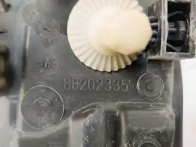 Second-hand car spare part right headlight for rover 200 ii fastback (rf) 214 si oem iam references 89000785  