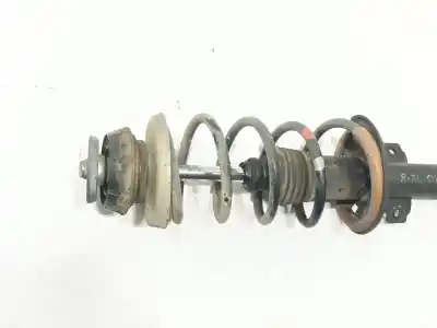 Second-hand car spare part front left shock absorber for dacia duster (hs_) 1.5 dci oem iam references 8200813791  