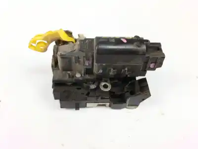 Second-hand car spare part rear right door lock for dacia duster (hs_) 1.5 dci oem iam references 825021370r  