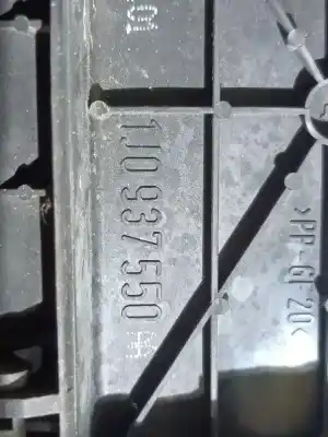 Peça sobressalente para automóvel em segunda mão caixa de fusíveis e relés por seat toledo (1m2) toledo 1m2 referências oem iam 1j0937550aa