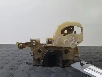 Peça sobressalente para automóvel em segunda mão fechadura da porta dianteira esquerda por opel astra f berlina básico referências oem iam 90452373