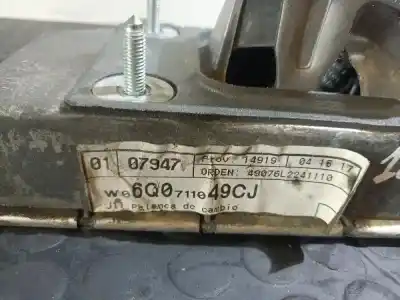 Second-hand car spare part gear lever for seat ibiza (6l1) ibiza 6l1 oem iam references 6q0711049