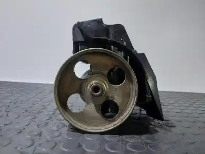 Pezzo di ricambio per auto di seconda mano Pompa Sterzo per PEUGEOT 206 SW XS Riferimenti OEM IAM 9638345680  