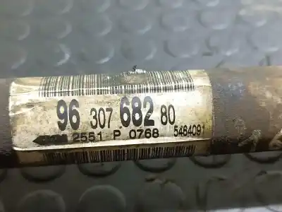 Pezzo di ricambio per auto di seconda mano Trasmissione Anteriore Sinistra per PEUGEOT 206 BERLINA XT Riferimenti OEM IAM 96307682  