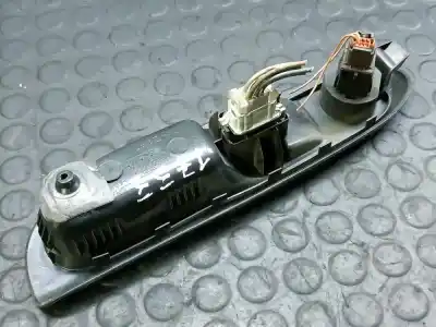 Second-hand car spare part Right Front Power Window Switch for RENAULT CLIO II FASE II (B/CB0) OEM IAM references 8200084005  