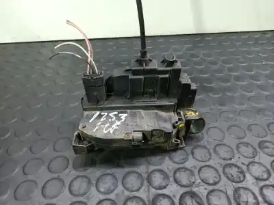 Second-hand car spare part left front door lock for renault clio iii grandtour 1.5 dci diesel cat oem iam references   