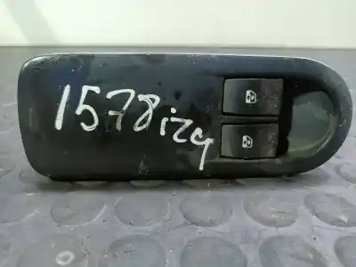 Автозапчастина б/у передні вікний вмикач для RENAULT MEGANE II BERLINA 3P Confort Authentique Посилання на OEM IAM   