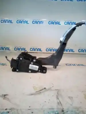 Second-hand car spare part accelerator pedal for seat leon (1m1) signo oem iam references 740392  