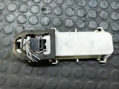 Автозапчастина б/у лампальник для renault clio ii fase ii b cb0 authentique посилання на oem iam 8200071413  