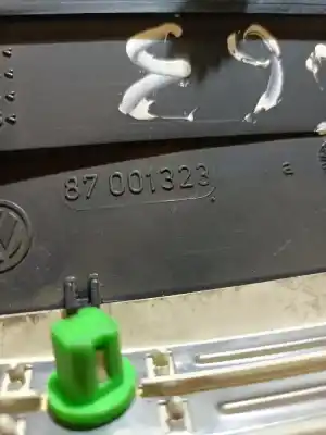 Pezzo di ricambio per auto di seconda mano Pannello Degli Strumenti per SEAT IBIZA (6K1) Select Riferimenti OEM IAM 87001323  