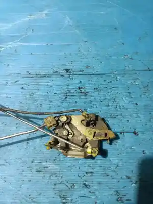 Second-hand car spare part left front door lock for daewoo matiz cd oem iam references   