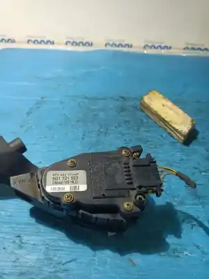 Pezzo di ricambio per auto di seconda mano pedale dell acceleratore per audi a4 avant (b5) 1.9 tdi quattro riferimenti oem iam 8d1721523  