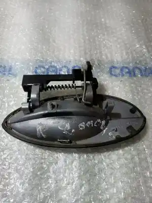 Peça sobressalente para automóvel em segunda mão puxador exterior traseiro direito por citroen c5 berlina 2.2 hdi vivace referências oem iam 9631830977
