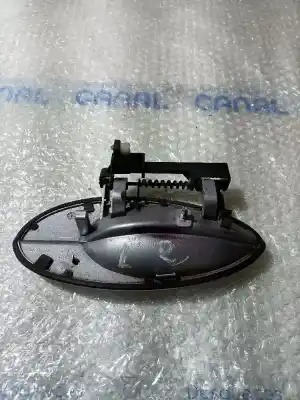 Peça sobressalente para automóvel em segunda mão puxador exterior traseiro esquerdo por citroen c5 berlina 2.2 hdi vivace referências oem iam 9631830877