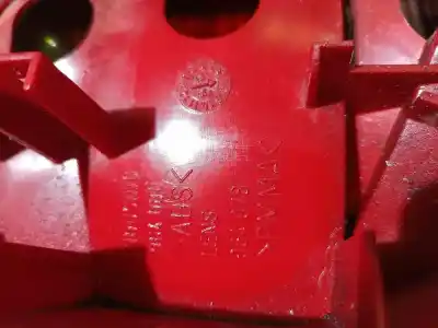 İkinci el araba yedek parçası SAG KUYRUK LAMBASI için VOLKSWAGEN POLO  OEM IAM referansları 964078  