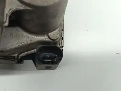 Peça sobressalente para automóvel em segunda mão Borboleta De Admissão por VOLKSWAGEN PASSAT BERLINA (3B2) Comfortline Referências OEM IAM 06B133062M  