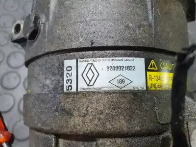 Peça sobressalente para automóvel em segunda mão Compressor De Ar Condicionado A/a A/c por RENAULT SCENIC II Grand Confort Dynamique 101 CV / 74 KW Referências OEM IAM 8200021822  070331013