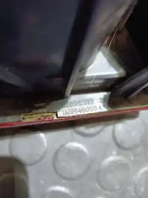 Peça sobressalente para automóvel em segunda mão farolim traseiro direito por seat leon (1m1) signo referências oem iam 1m6945096a  