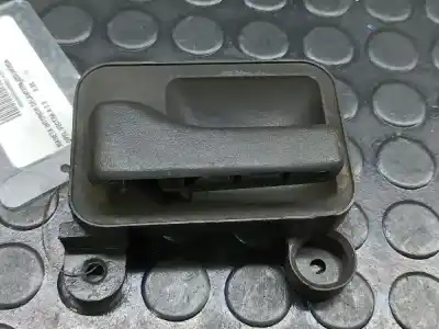 Pezzo di ricambio per auto di seconda mano maniglia interna anteriore sinistra per corsa vectra a sportive riferimenti oem iam 90270173  