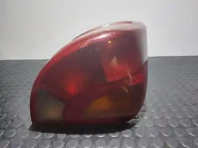 Peça sobressalente para automóvel em segunda mão farolim traseiro esquerdo por ford fiesta berlina referências oem iam 96f613n004