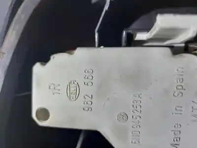 İkinci el araba yedek parçası SAG KUYRUK LAMBASI için VOLKSWAGEN POLO  OEM IAM referansları 962566  