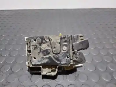 İkinci el araba yedek parçası SOL ÖN KAPI KILIDI için VOLKSWAGEN POLO  OEM IAM referansları 862154  