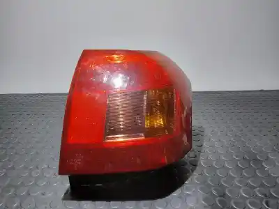 Second-hand car spare part right tailgate light for toyota corolla (e12) 2.0 d-4d linea luna berlina oem iam references 0510  