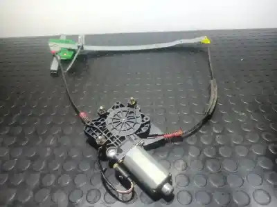 Peça sobressalente para automóvel em segunda mão elevador de vidros dianteiro direito por ford fiesta berlina referências oem iam 0130821683  
