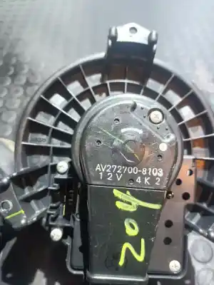 Peça sobressalente para automóvel em segunda mão MOTOR DE SOFAGEM por TOYOTA AURIS (E15)  Referências OEM IAM AV2727008103  