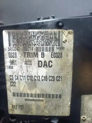 Peça sobressalente para automóvel em segunda mão caixa de fusíveis e relés por ford focus berlina (cap) ambiente (d) referências oem iam 5m5t14k733dac