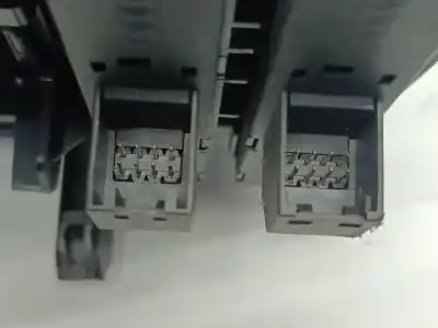 Peça sobressalente para automóvel em segunda mão forra da alavanca de velocidades por audi a4 avant (8k5) básico referências oem iam 8k0864261  