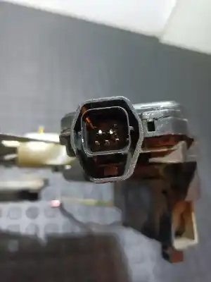 Peça sobressalente para automóvel em segunda mão elevador de vidros dianteiro direito por hyundai elantra (xd) 2.0 crdi comfort referências oem iam 824802d062ax