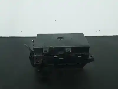 Second-hand car spare part fuse box unit for kia sorento (bl) d4cb oem iam references 911613e010  