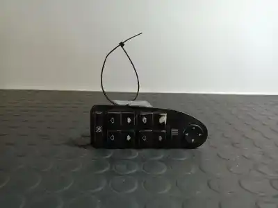 Second-hand car spare part left front power window switch for bmw serie 5 berlina (e39) 525tds oem iam references 8368966  