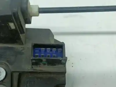 Second-hand car spare part left front door lock for opel corsa c corsa c oem iam references 13154791