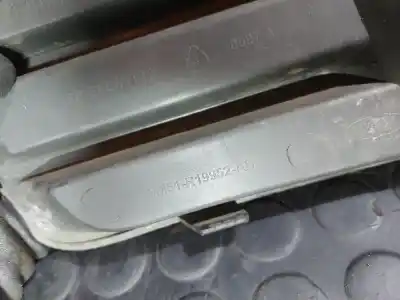 Автозапчастина б/у правий бампер для FORD FOCUS CMAX CAP Ambiente D Посилання на OEM IAM 3M51R19952AD  