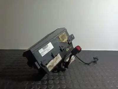 Second-hand car spare part fuse box unit for ford focus berlina (cak) ambiente oem iam references 2m5t14a067bb  2518276100