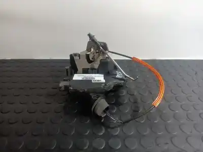 Pezzo di ricambio per auto di seconda mano serratura porta posteriore destra per audi a4 avant (b5) 1.9 tdi quattro riferimenti oem iam 8e0839016  
