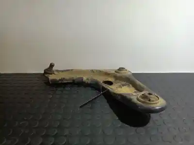 Peça sobressalente para automóvel em segunda mão Braço De Suspensão Inferior Dianteiro Direito por PEUGEOT 207 XT Referências OEM IAM   