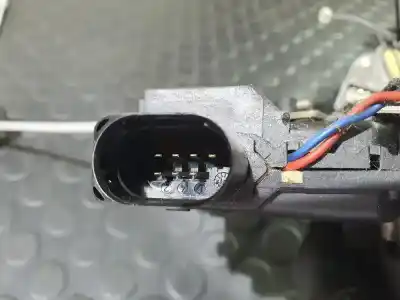 Peça sobressalente para automóvel em segunda mão fechadura da porta dianteira direita por audi a4 berlina (8e) 1.8 20v turbo referências oem iam 