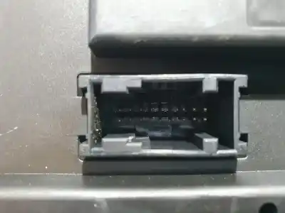 Peça sobressalente para automóvel em segunda mão quadrante por bmw serie 1 berlina (e81/e87) 118d referências oem iam 215460601  9242332