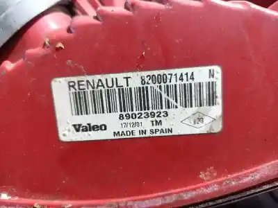 Автозапчасти б/у правый задний фонарь за RENAULT CLIO II FASE II B CB0 Authentique ссылки OEM IAM 8200071414  89023923