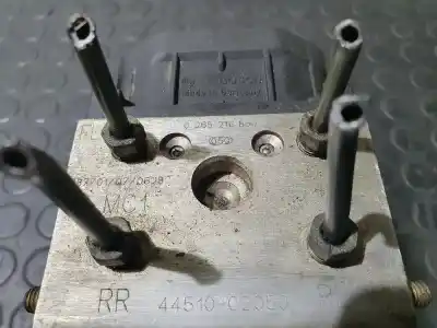 Peça sobressalente para automóvel em segunda mão abs por toyota corolla (e12) 2.0 d-4d linea luna berlina referências oem iam 4451002050  0265216850